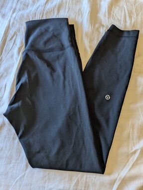 Lululemon Black Wunder train  28" High-Waisted Leggings